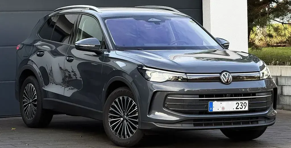 Usata VW Tiguan Design 150 CV (110 kW) 2024 Grigio SUV