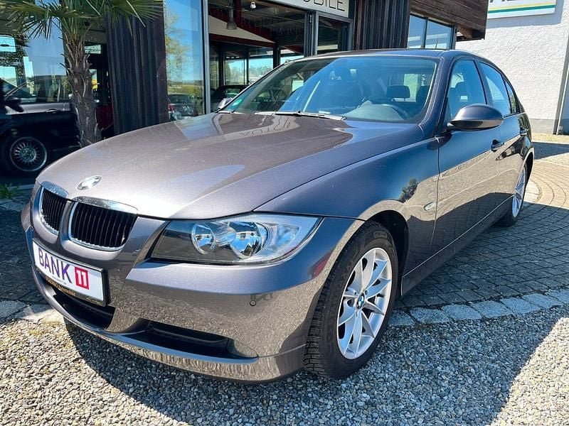 Second-hand BMW 320 150 CP (110 kW) 2006 Gri Berlinǎ