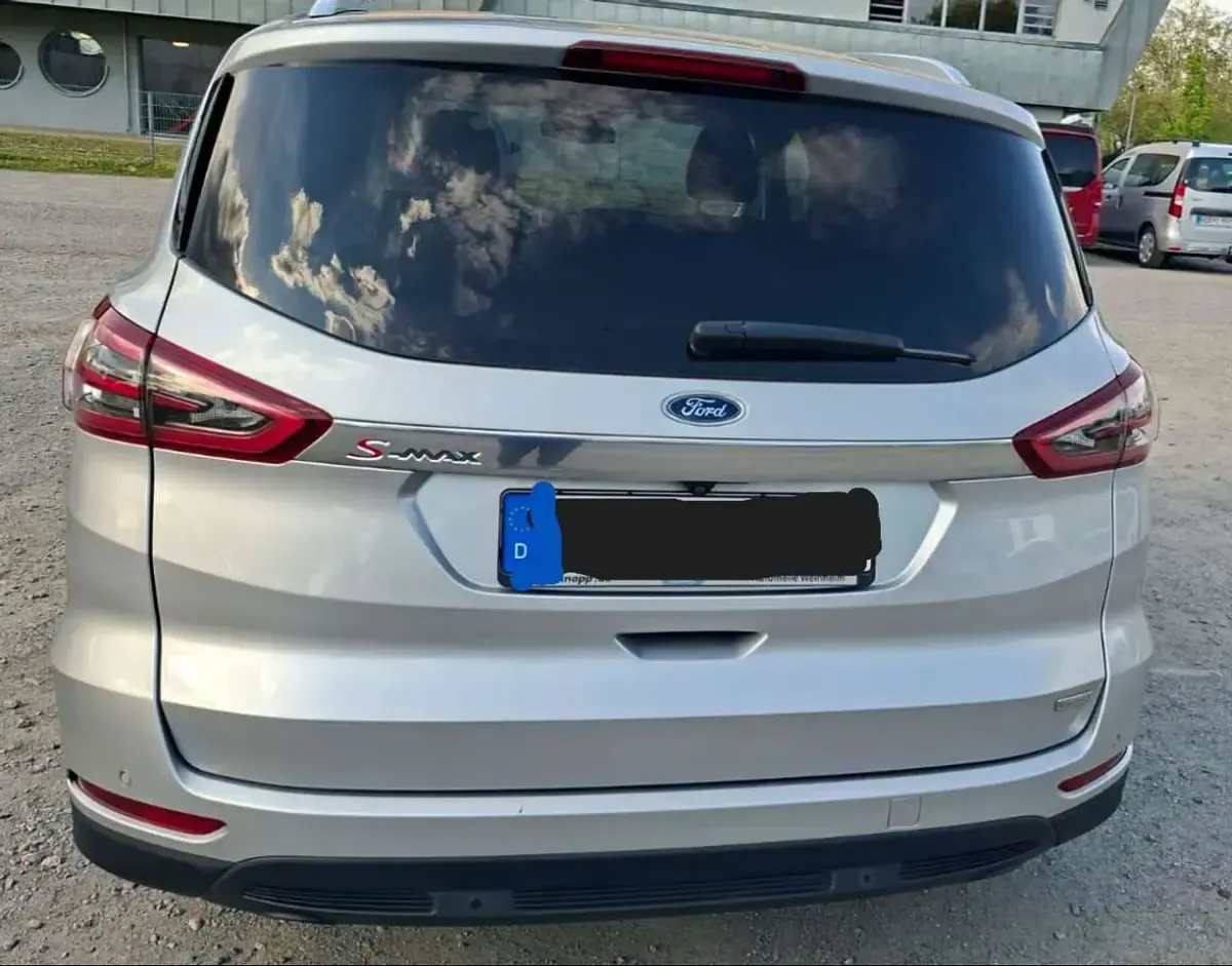 Gebraucht Ford S-MAX Business Edition 165 PS (121 kW) 2019 Silber Van / Kleinbus