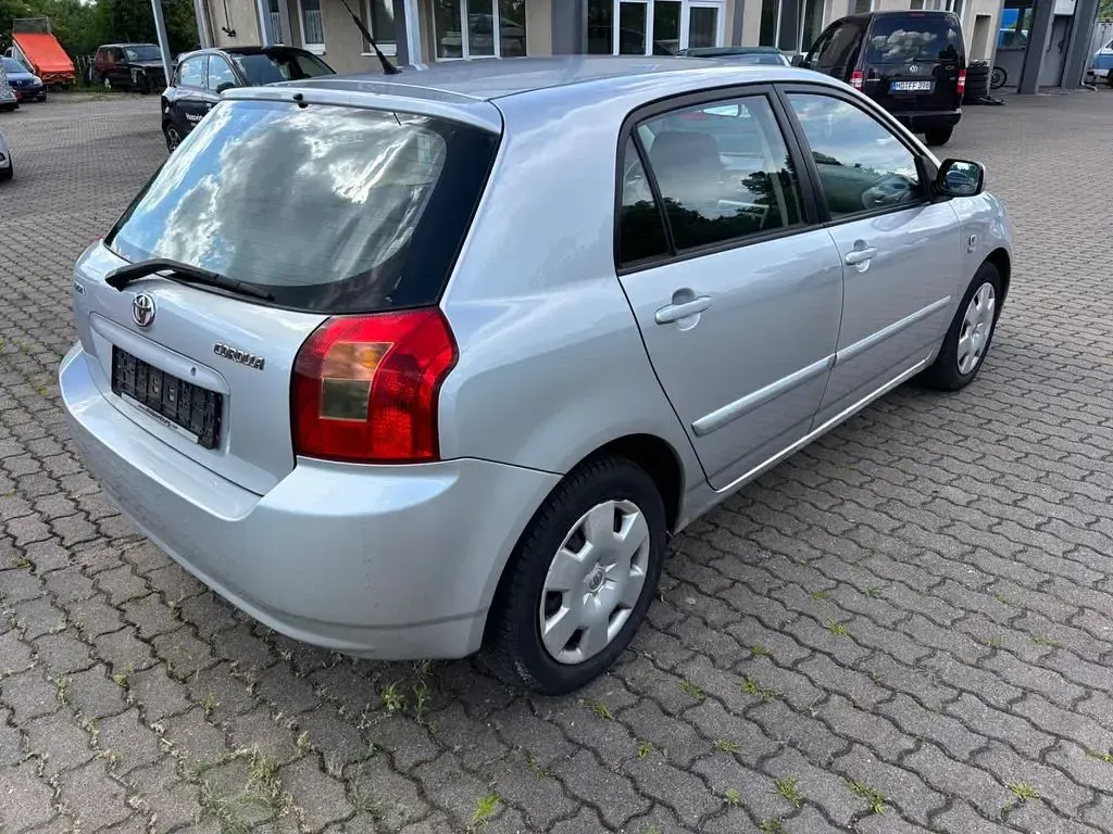 Gebraucht Toyota Corolla Sol 110 PS (80 kW) 2003 Silber Limousine