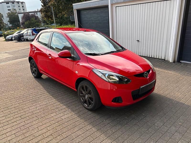 Rot Gebraucht 2009 Mazda 2 Kleinwagen | 4.750 € (Fairer Preis) - Bild 1/4