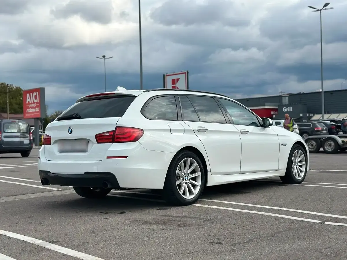 Gebraucht BMW 535 Comfort Edition 313 PS (230 kW) 2013 Weiß Kombi