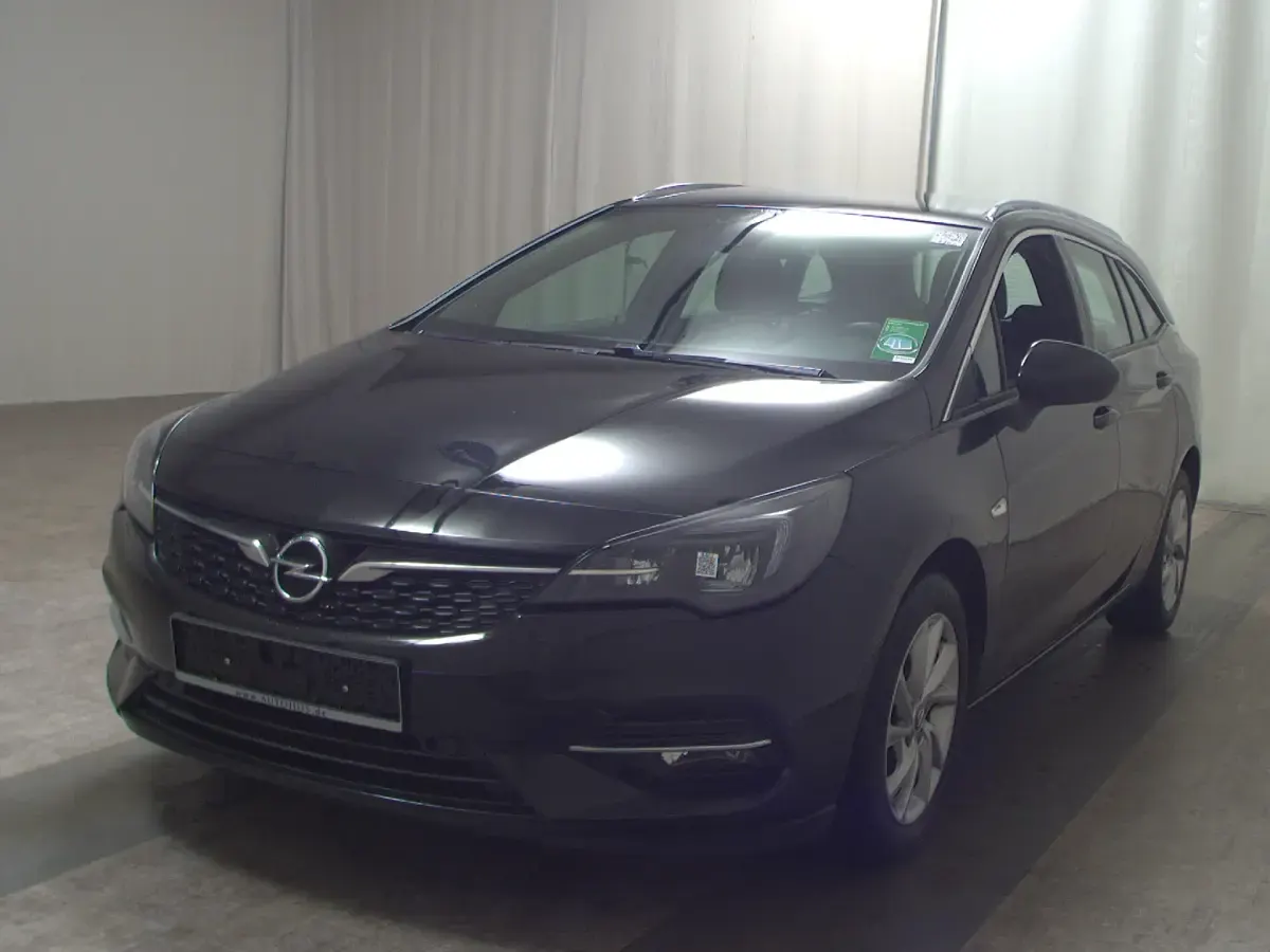 Gebraucht Opel Astra Elegance 110 PS (80 kW) 2021 Black meet kettle metallic Kombi