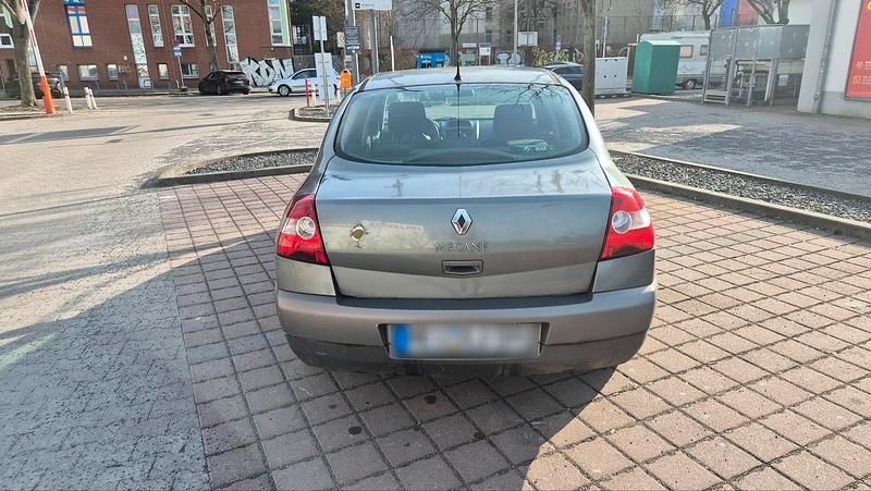 Gebraucht Renault Mégane II 113 PS (83 kW) 2003 Grau Limousine