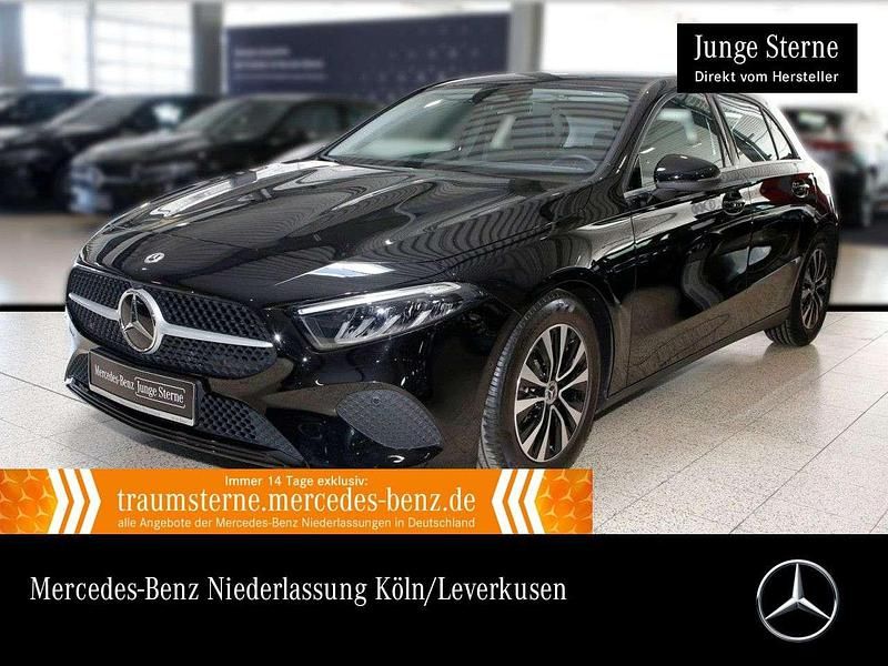 Gebraucht Mercedes A200 Advanced 150 PS (110 kW) 2025 Schwarz Limousine
