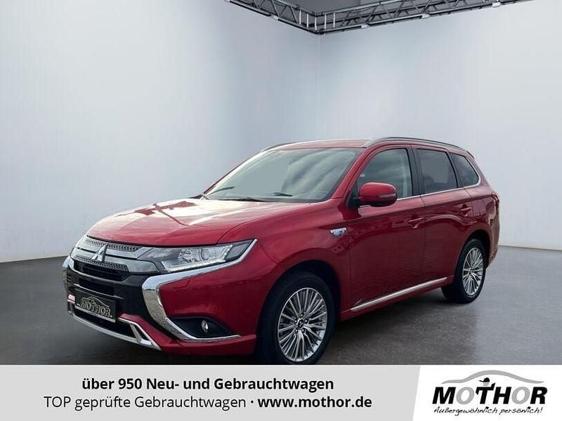 Gebraucht Mitsubishi Outlander P-HEV Basis 135 PS (99 kW) 2021 Dynamik rot (d) SUV