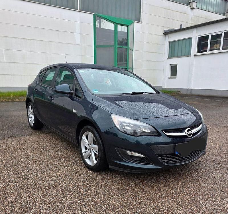 Gebraucht 2015 Opel Astra Style Limousine | 4.299 € (Teuer) - Bild 1/4