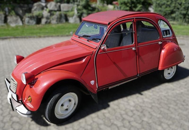 Rot Gebraucht 1989 Citroën 2CV Limousine | 11.990 € - Bild 1/4