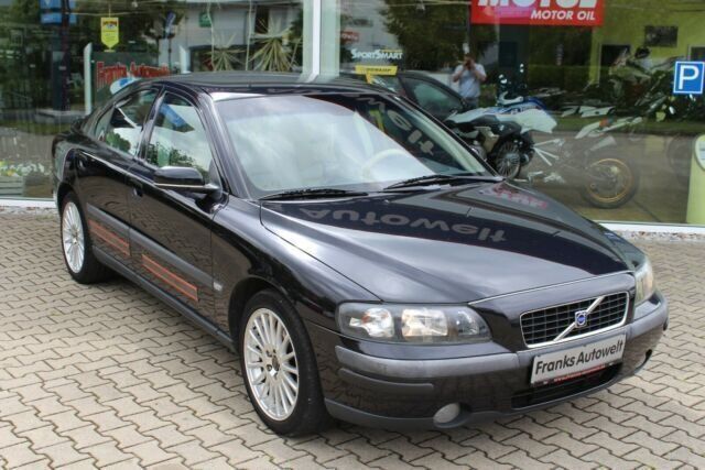 Gebraucht Volvo S60 140 PS (102 kW) 2003 Schwarz metallic Limousine