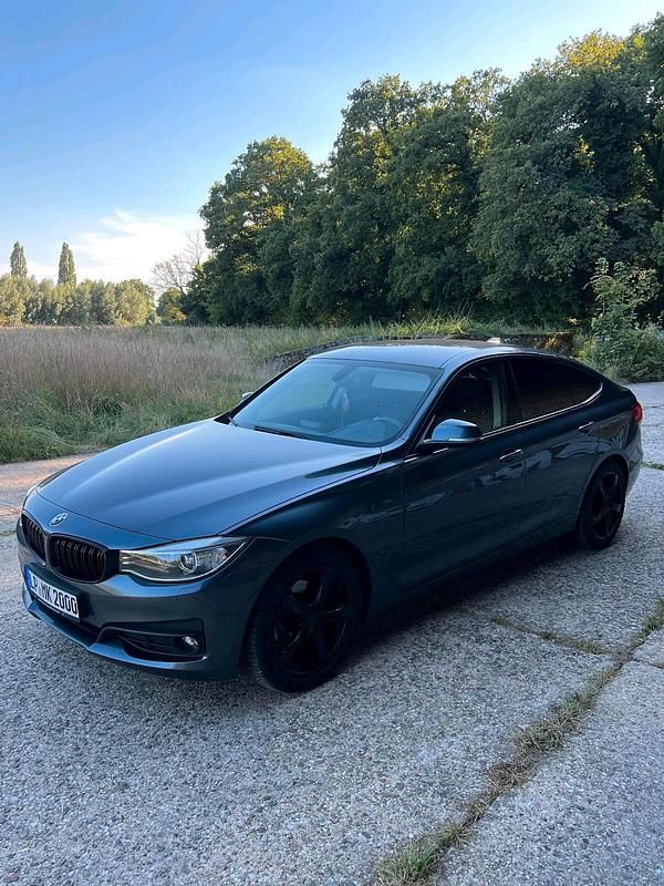 Grau Gebraucht 2015 BMW 318 Gran Turismo Limousine | 14.000 € (Etwas zu teuer) - Bild 1/4