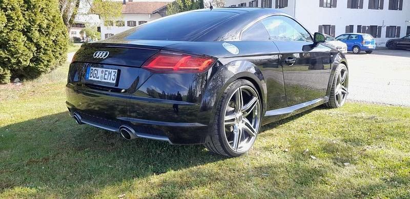 Gebraucht Audi TT 184 PS (135 kW) 2015 Schwarz Coupé