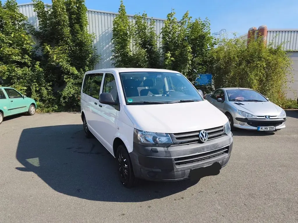 Gebraucht VW Caravelle 84 PS (61 kW) 2014 Weiß Van