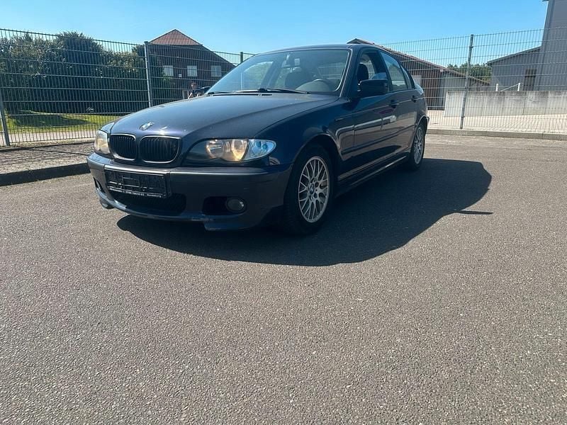 Gebraucht BMW 316 118 PS (86 kW) 2001 Blau Limousine