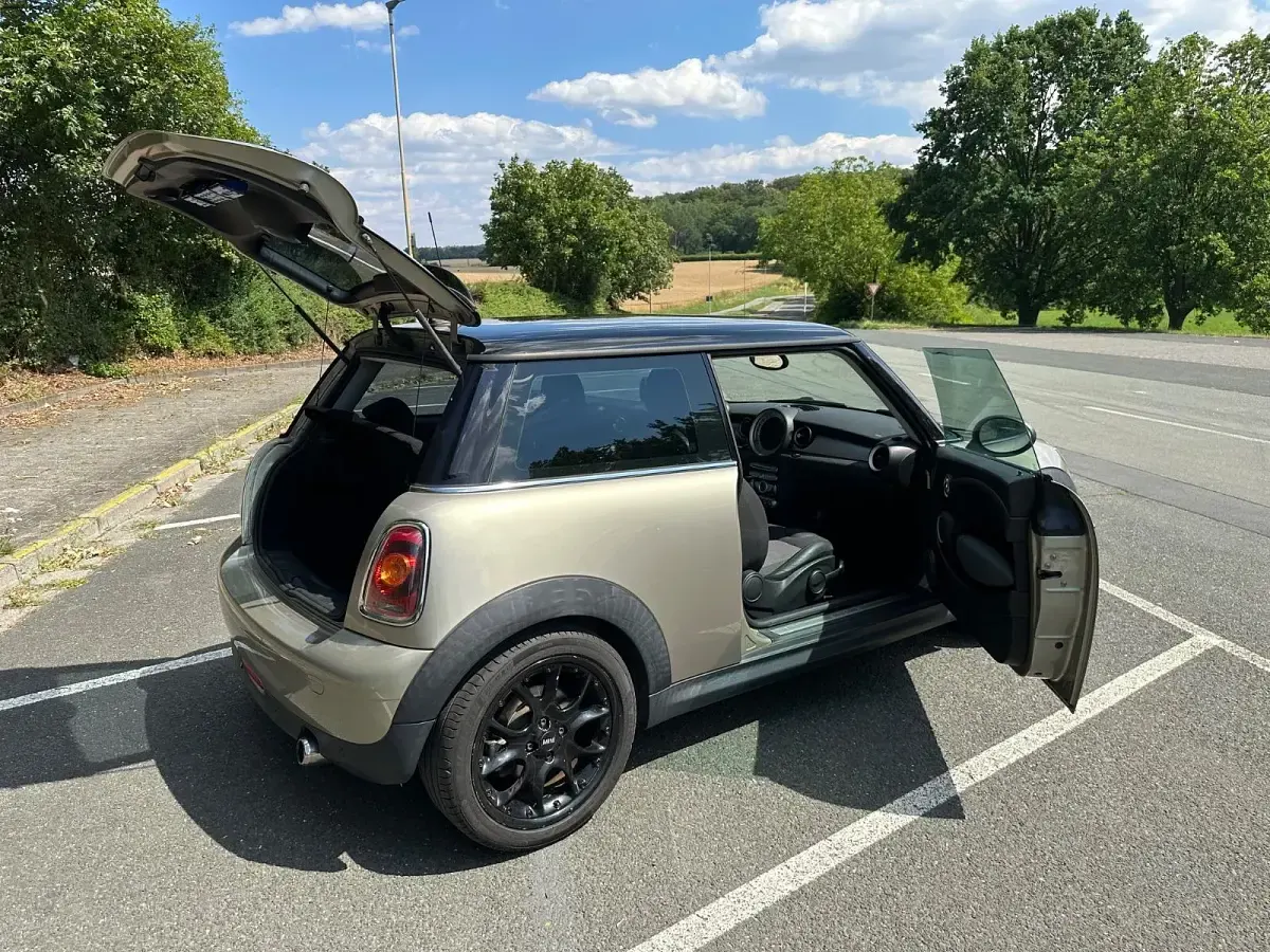 Gebraucht Mini Cooper 120 PS (88 kW) 2009 Andere farben Kleinwagen