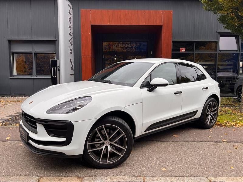 Gebraucht Porsche Macan 265 PS (194 kW) 2021 Weiß SUV