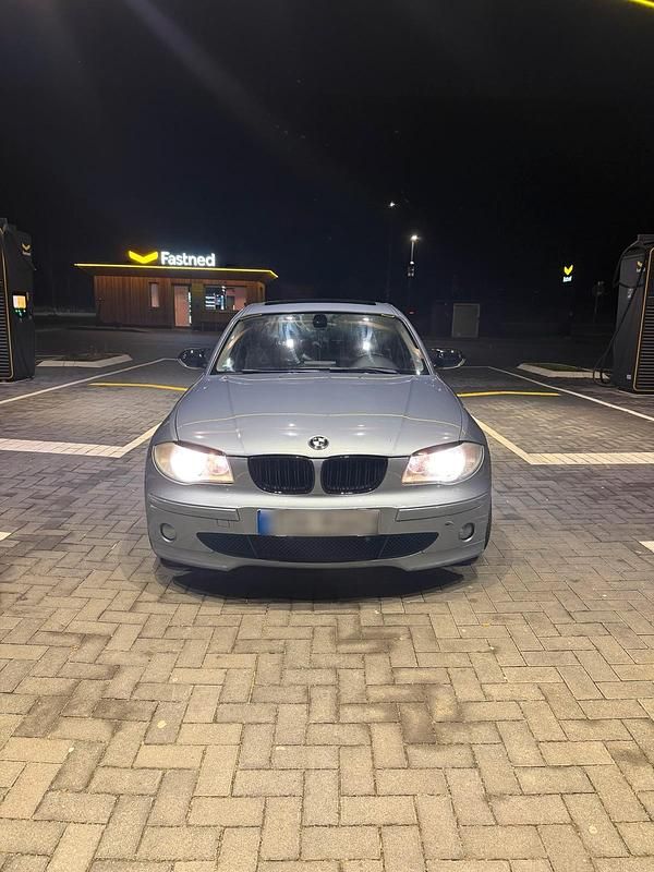 Gebraucht BMW 120 163 PS (119 kW) 2006 Grau Kleinwagen