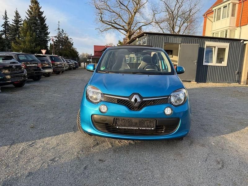 Second-hand Renault Twingo 71 CP (52 kW) 2015 Albastru Hatchback