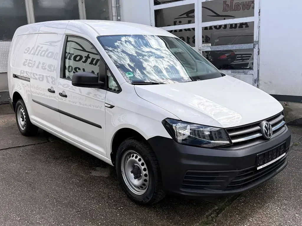 Second-hand VW Caddy 102 CP (75 kW) 2020 Alb Monovolum