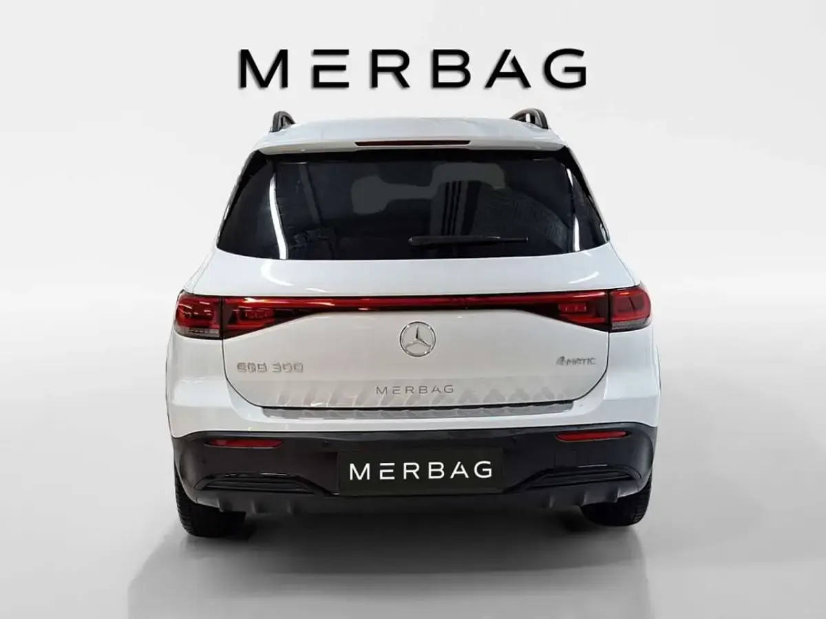 Gebraucht Mercedes EQB300 AMG 167 kW (228 PS) 2024 Digitalweiß SUV