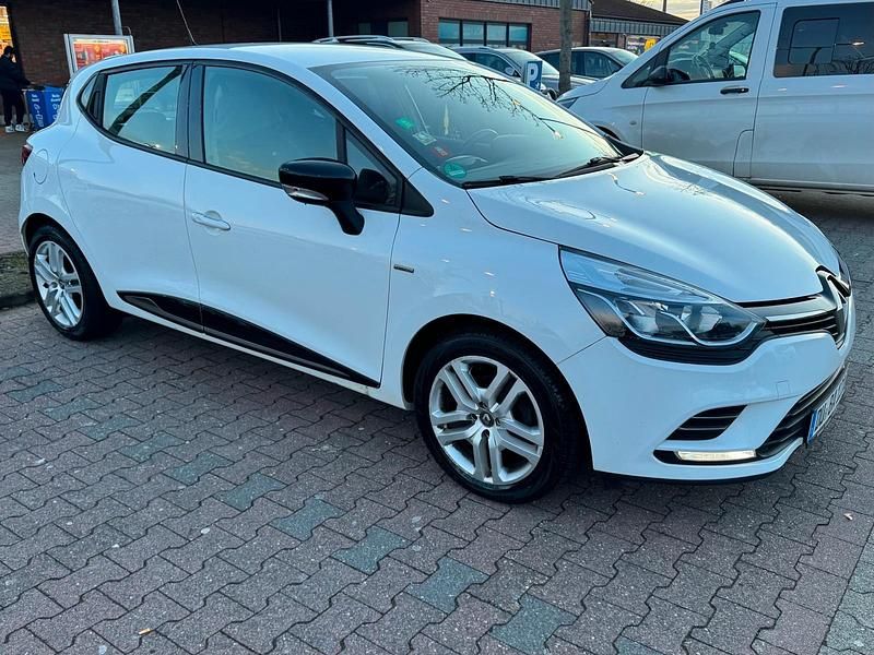 Gebraucht Renault Clio IV LIMITED 75 PS (55 kW) 2018 Weiß Kleinwagen