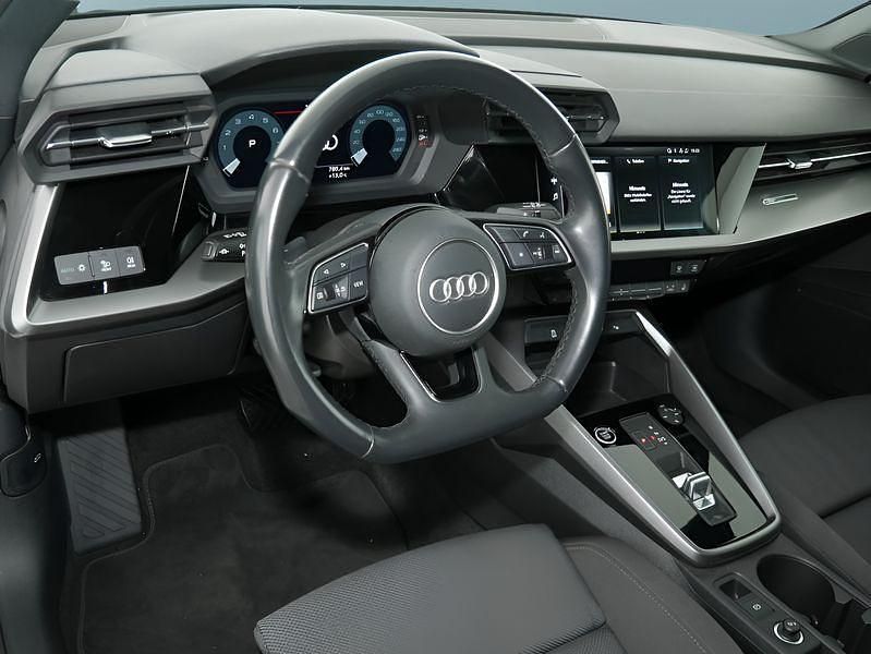 Gebraucht Audi A3 Sportback 150 PS (110 kW) 2023 Weiß Kleinwagen