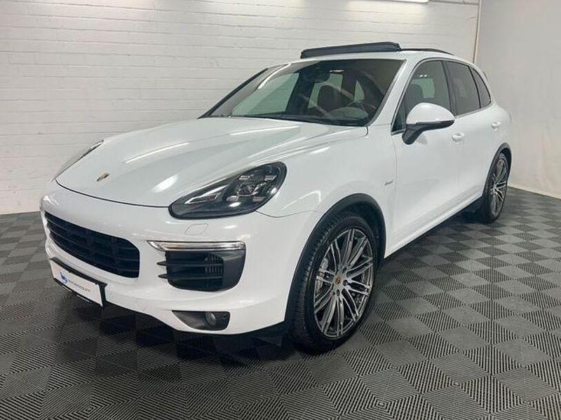 Andere Gebraucht 2015 Porsche Cayenne SUV | 33.880 € (Guter Preis) - Bild 1/4