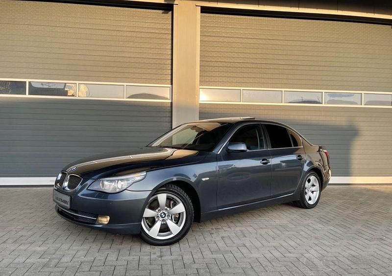 Grau Gebraucht 2008 BMW 523 Sport Line Limousine | 5.700 € (Guter Preis) - Bild 1/4