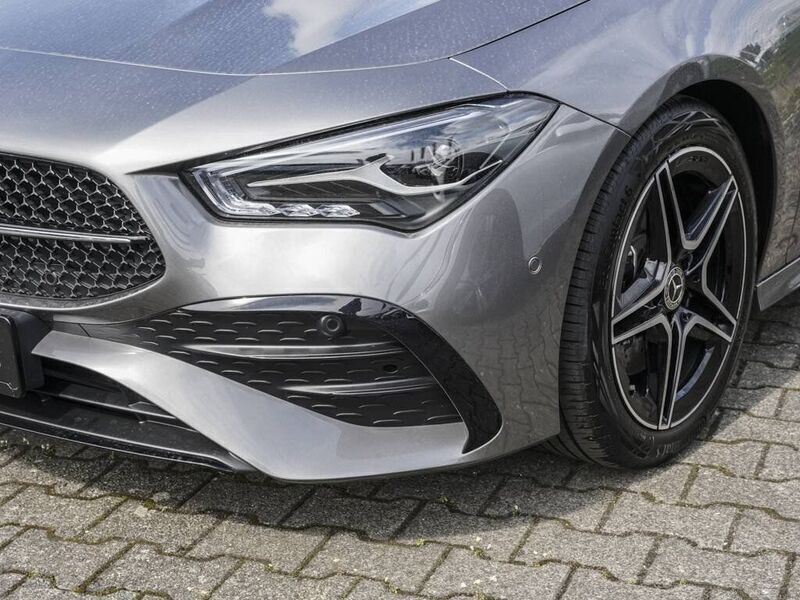 Gebraucht Mercedes CLA220 AMG 190 PS (139 kW) 2023 Grau Limousine