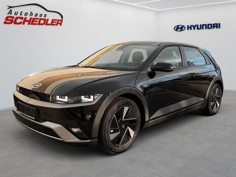 Abyss black / mic Neu 2025 Hyundai Ioniq 5 SUV | 37.500 € (Superpreis) - Bild 1/4