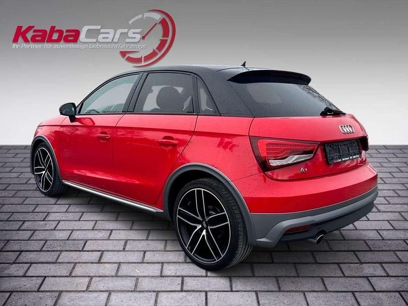 Gebraucht Audi A1 Sportback S-Line 90 PS (66 kW) 2018 Rot Kleinwagen