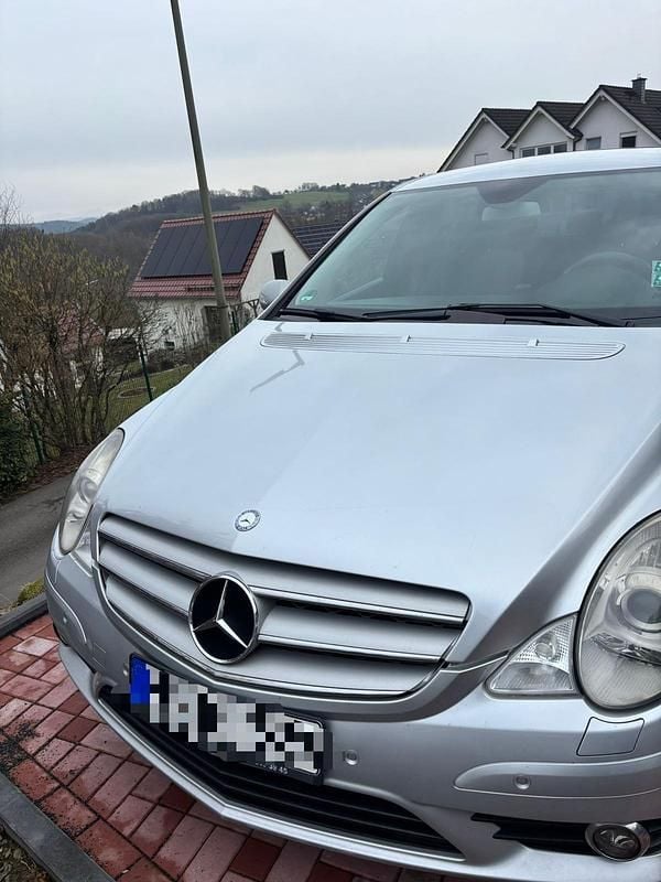 Gebraucht Mercedes R280 258 PS (189 kW) 2007 Silber Van / Kleinbus