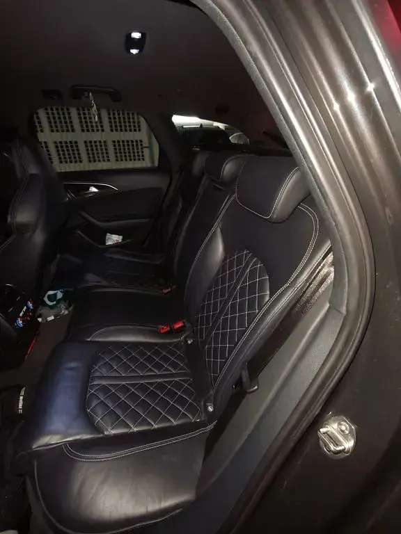 Gebraucht Audi S6 Ambiente 450 PS (330 kW) 2012 Schwarz Kombi