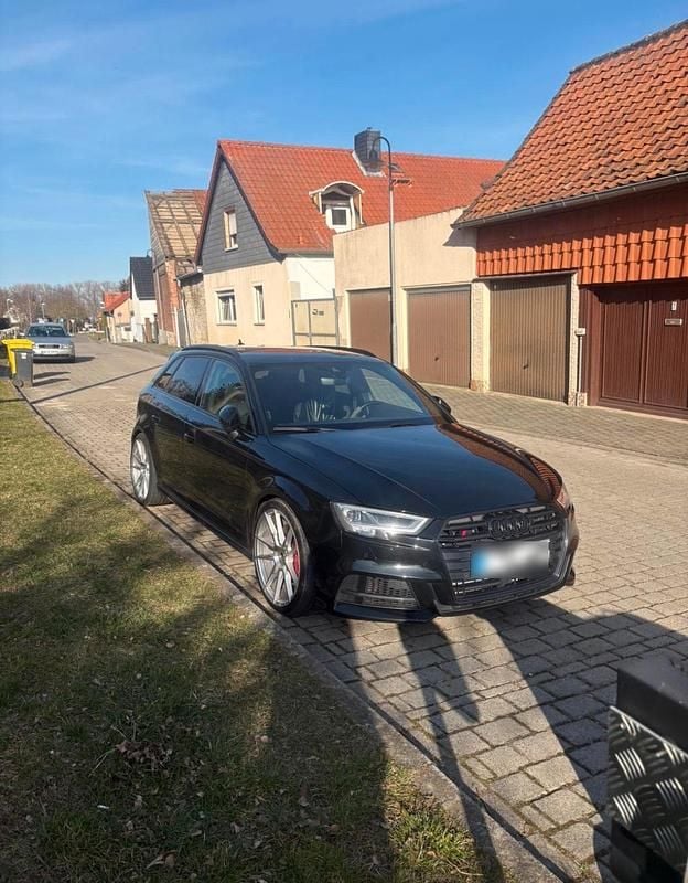 Gebraucht Audi S3 300 PS (220 kW) 2019 Schwarz Limousine
