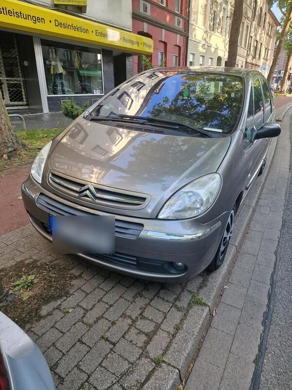 Gebraucht 2008 Citroën Xsara Picasso Van / Kleinbus | 2.800 € - Bild 1/4