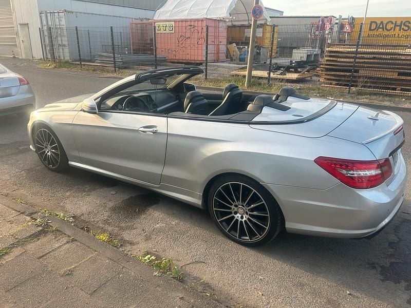Usata Mercedes E350 2010 Argento Cabrio