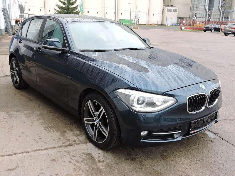 Gebraucht BMW 116 Sport Line 136 PS (100 kW) 2013 Midnight blue metallic Kleinwagen