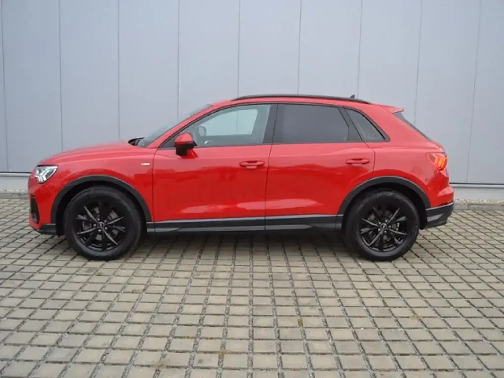 Gebraucht Audi Q3 S-Line 190 PS (139 kW) 2024 Progressivrot metallic (metallic) SUV
