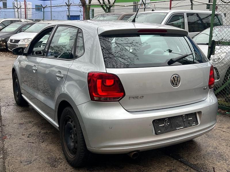 Gebraucht VW Polo Comfortline 86 PS (63 kW) 2010 Reflexsilber metallic Kleinwagen