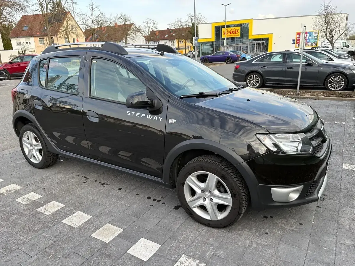 Gebraucht Dacia Sandero Stepway 90 PS (66 kW) 2015 Braun SUV