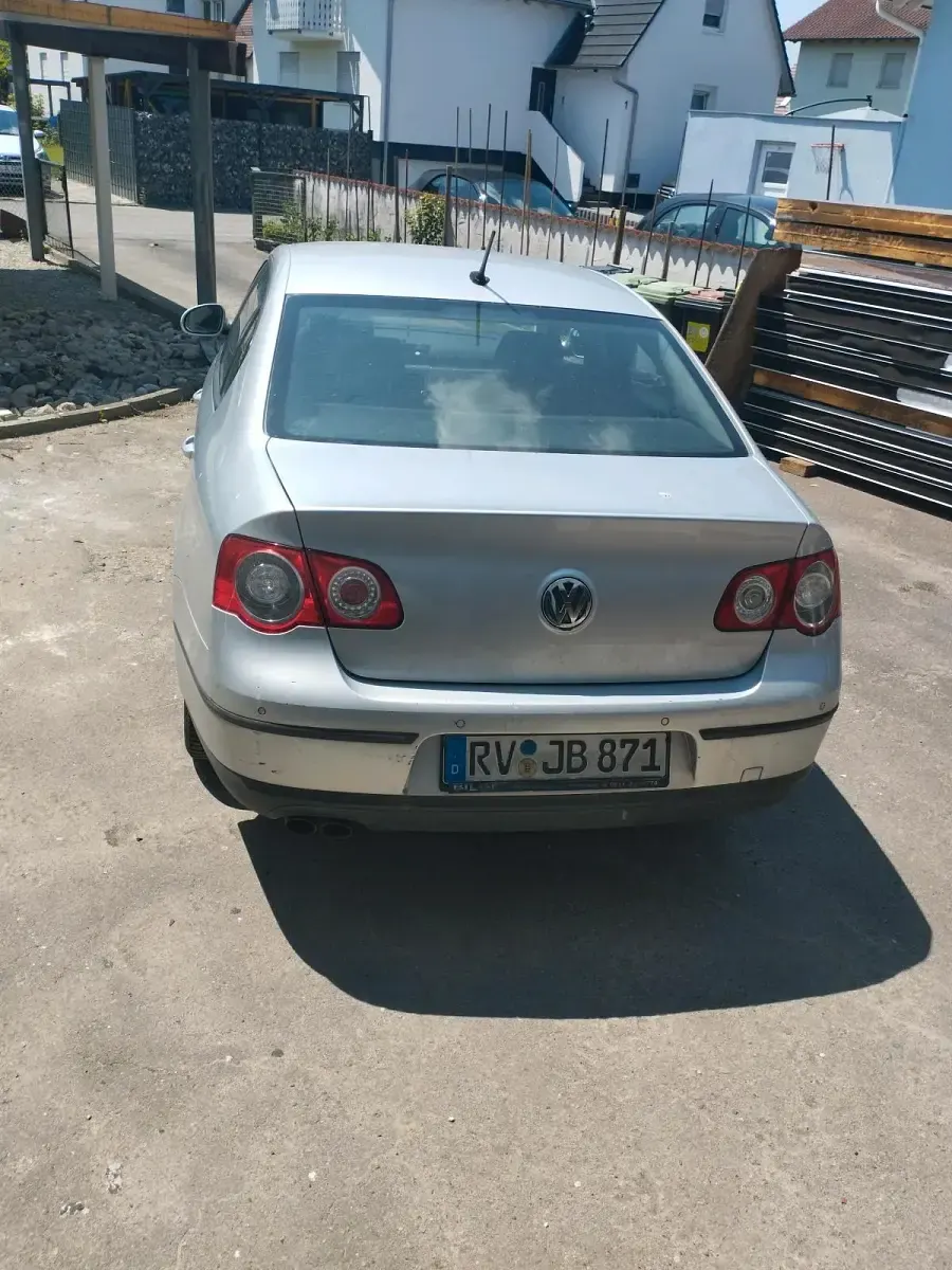 Używany VW Passat 140 KM (102 kW) 2009 Srebrny Sedan/Limuzyna