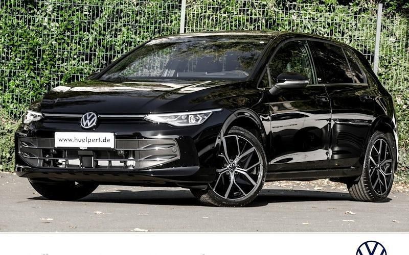 Andere farbe Gebraucht 2024 VW Golf VIII Edition Limousine | 37.236 € - Bild 1/4