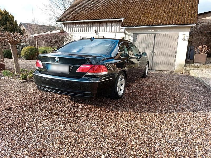Gebraucht BMW 730 231 PS (169 kW) 2005 Schwarz Limousine