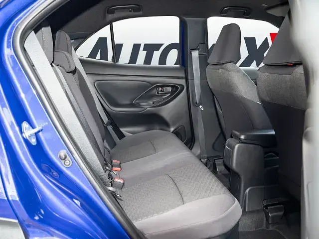 Neu Toyota Yaris 131 PS (96 kW) 2026 Blau Kleinwagen