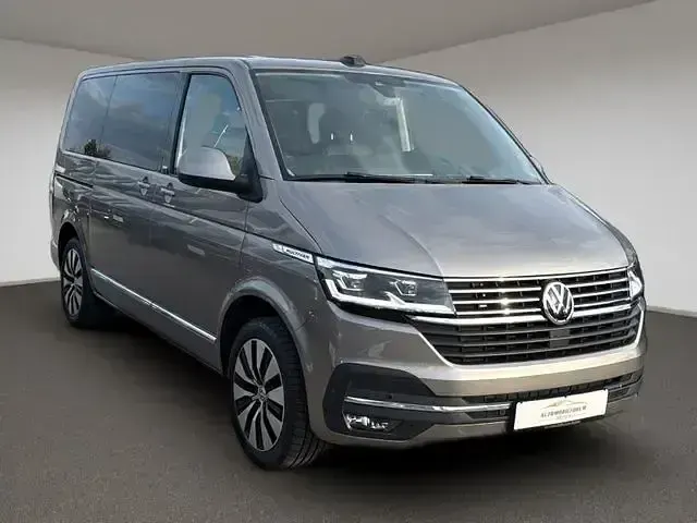 Używany VW Multivan Generation Six 110 KM (80 kW) 2020 Szary Minivan