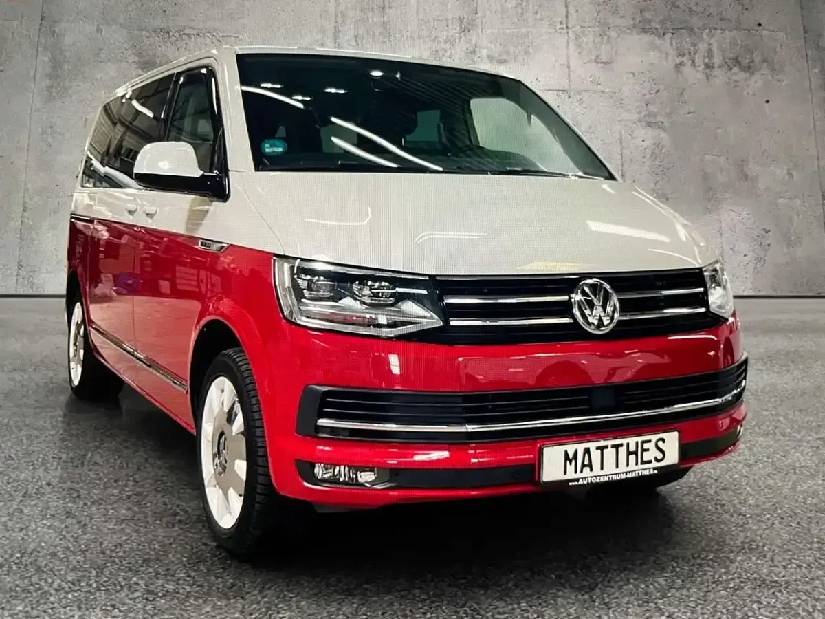 Gebraucht VW Multivan Highline 204 PS (150 kW) 2016 Weiß Van / Kleinbus