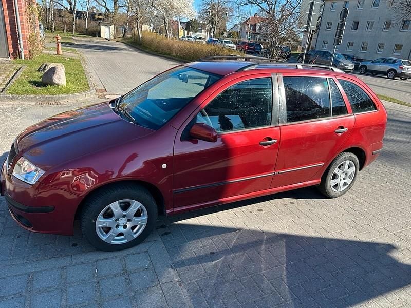 Gebraucht Skoda Fabia 75 PS (55 kW) 2005 Rot Kombi