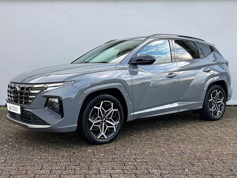 Grau Gebraucht 2023 Hyundai Tucson N Line SUV | 34.750 € (Teuer) - Bild 1/4