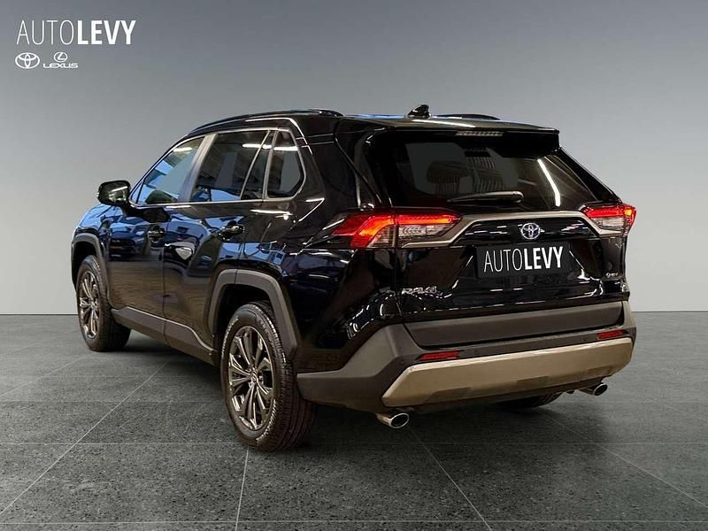 Gebraucht Toyota RAV4 Hybrid 218 PS (160 kW) 2025 Attitude black mc SUV