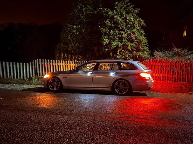 Gebraucht BMW 525 204 PS (150 kW) 2011 Silber Kombi