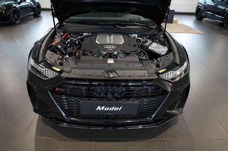 Usata Audi RS6 Performance 630 CV (463 kW) 2024 Nero Station wagon